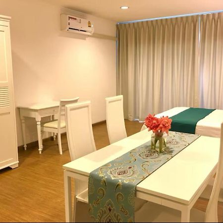 Baan Klang Condo Hotel هوا هين المظهر الخارجي الصورة