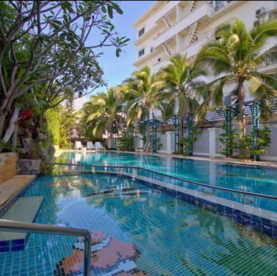 Baan Klang Condo Hotel هوا هين المظهر الخارجي الصورة