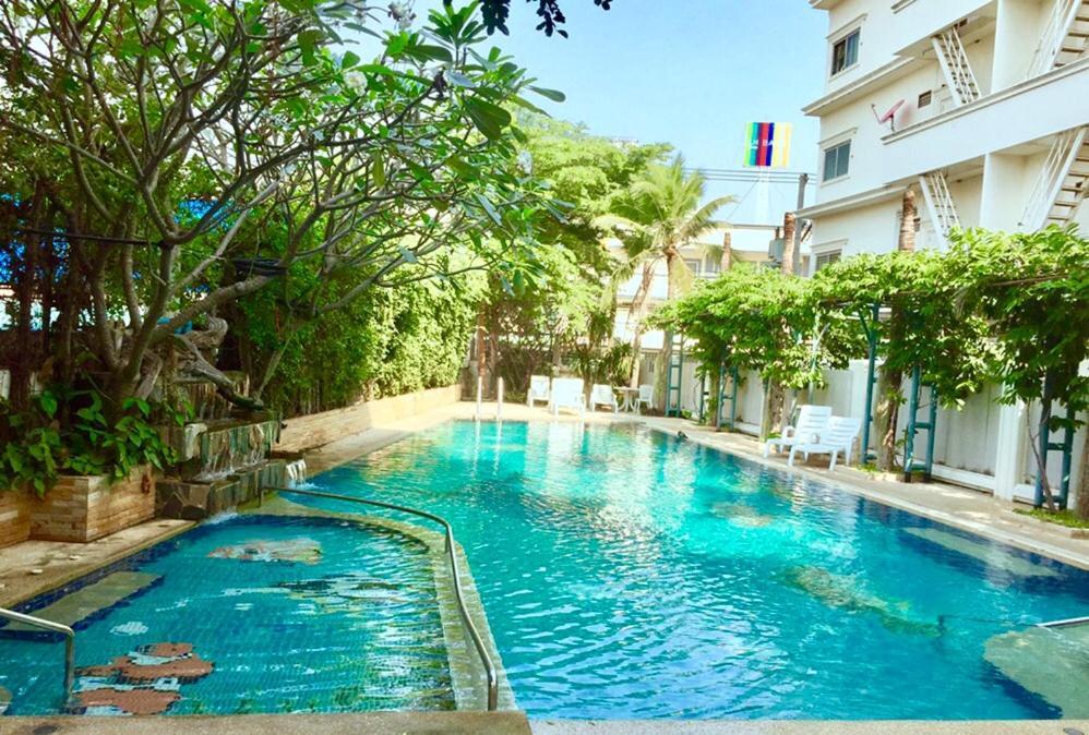 Baan Klang Condo Hotel هوا هين المظهر الخارجي الصورة