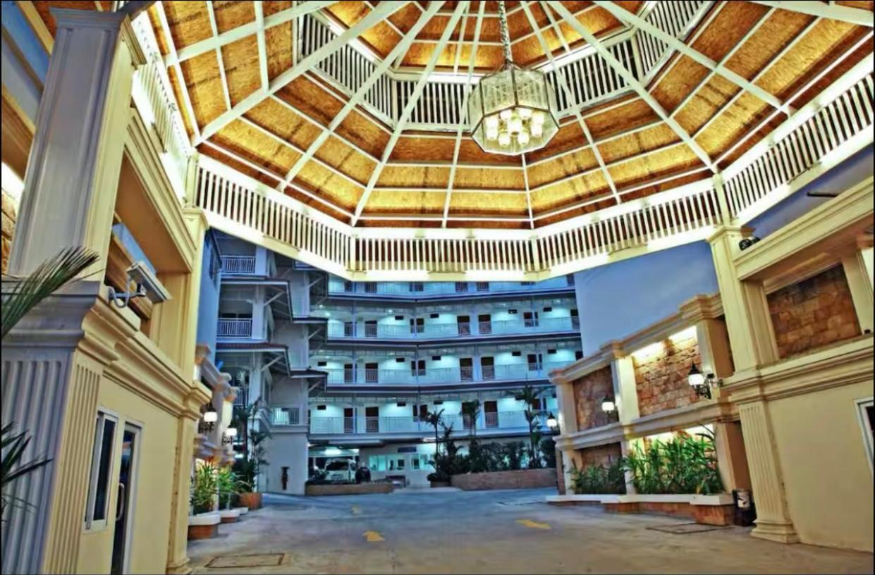 Baan Klang Condo Hotel هوا هين المظهر الخارجي الصورة