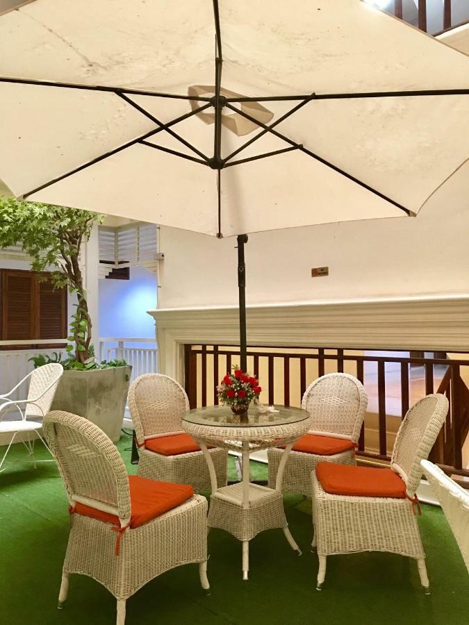 Baan Klang Condo Hotel هوا هين المظهر الخارجي الصورة