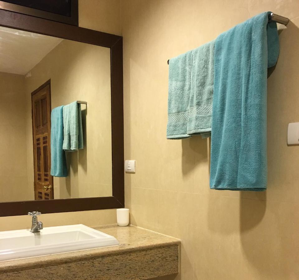 Baan Klang Condo Hotel هوا هين المظهر الخارجي الصورة